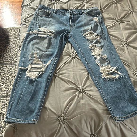 Fashion Nova Jeans !! - Picture 1 of 3